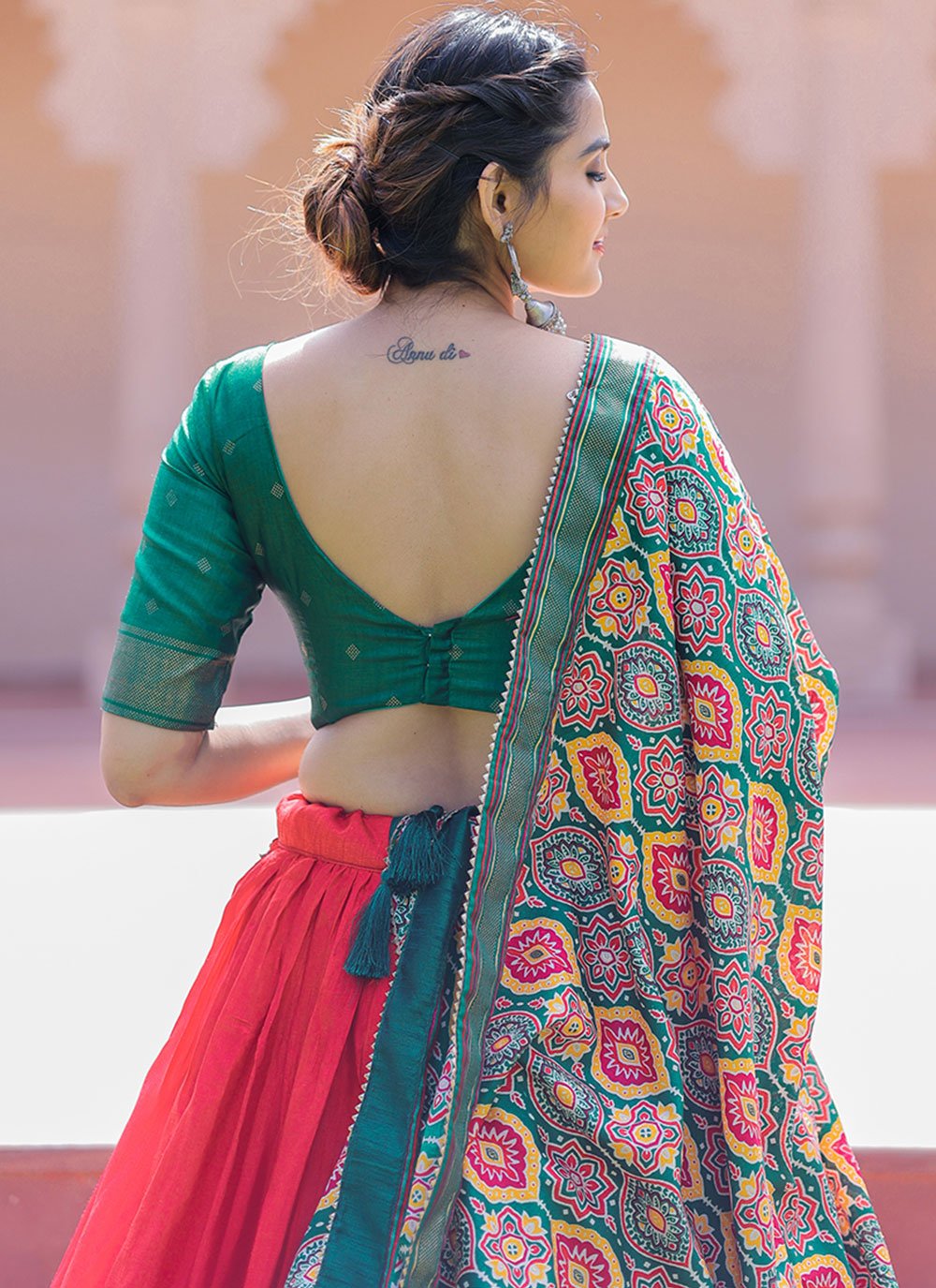 40+ Blouse Back Neck Designs You Have to Check Out this Indian Wedding  Season! | Bridal Wear | Wedding Blog
