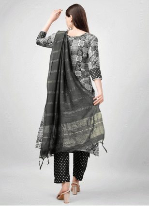 Riveting Black Embroidered work Salwar suit
