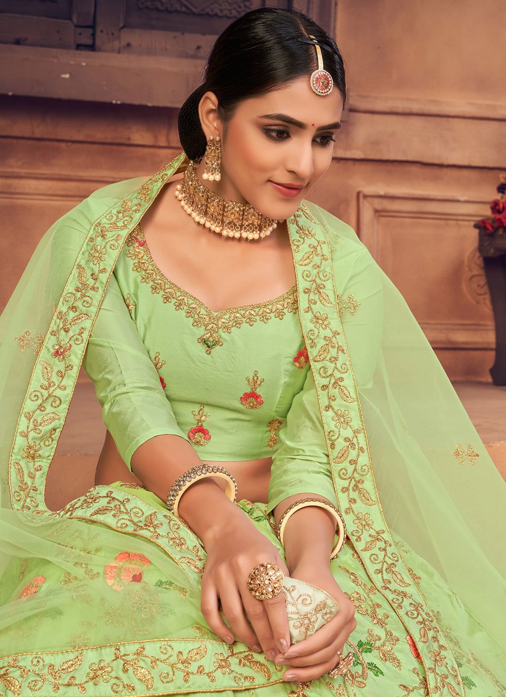 Dark green lehenga and muslim bridal jewellery | Bridal makeup, Wedding  hairstyles, Bride hairstyles
