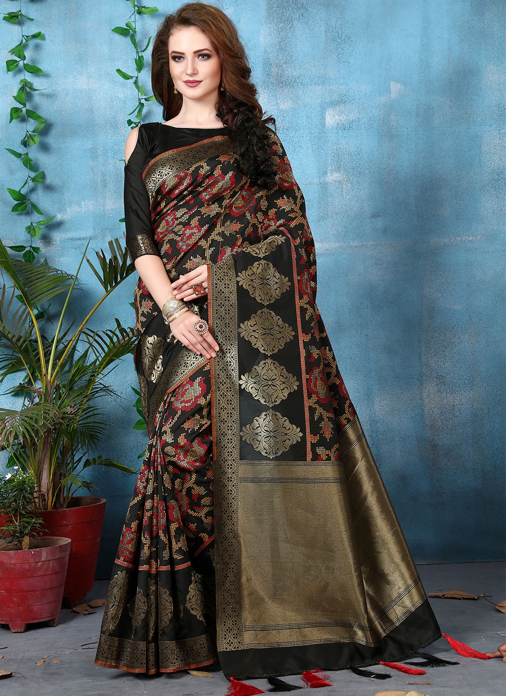 Buy online Women's Banarasi Saree With Blouse from ethnic wear for Women by  Banarasi Patola for ₹1709 at 65% off | 2024 Limeroad.com