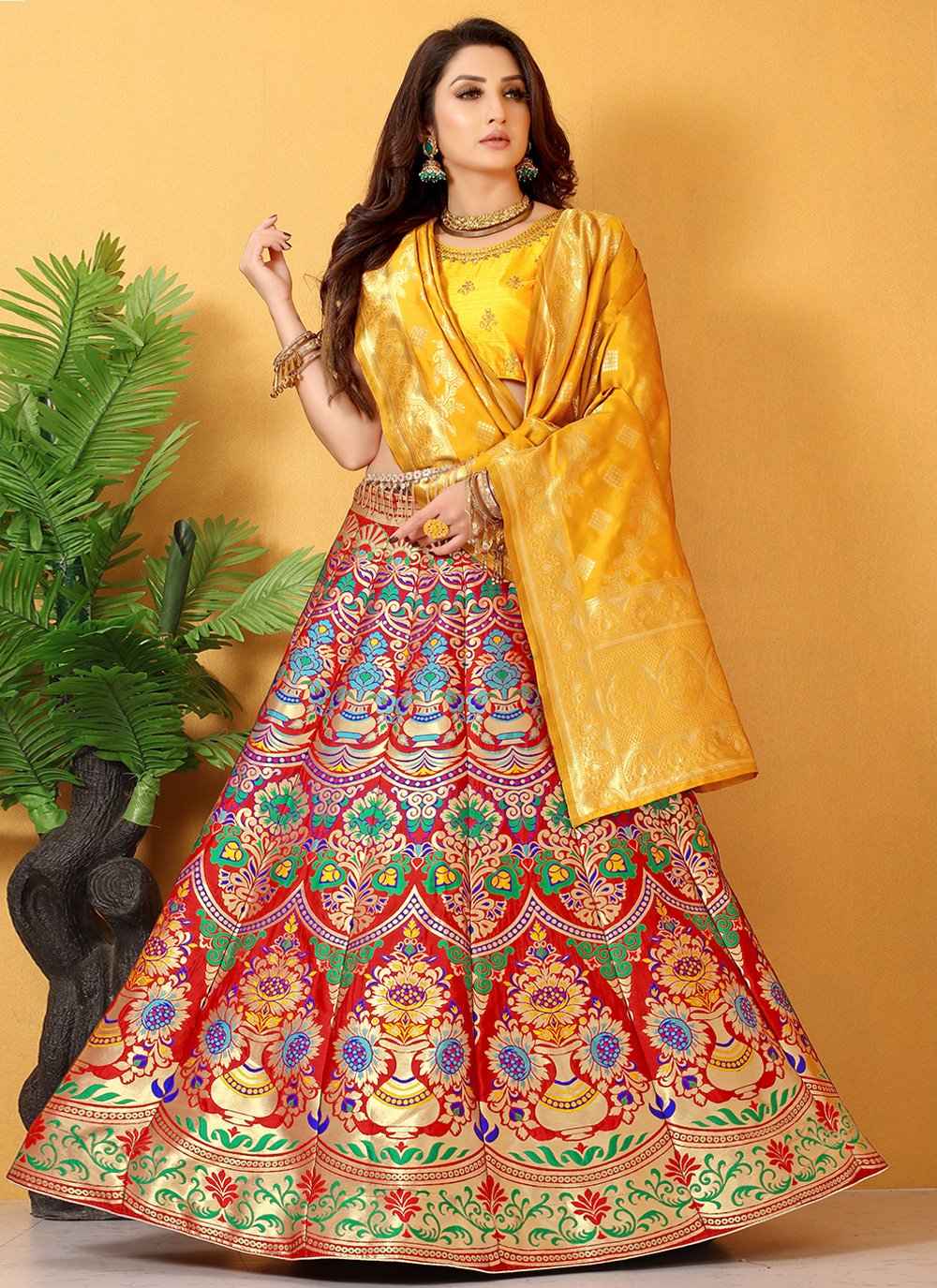 Buy Banarasi silk lehenga  Banarasi lehenga choli Online