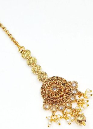Maang Tika in Gold Enhanced with Stone