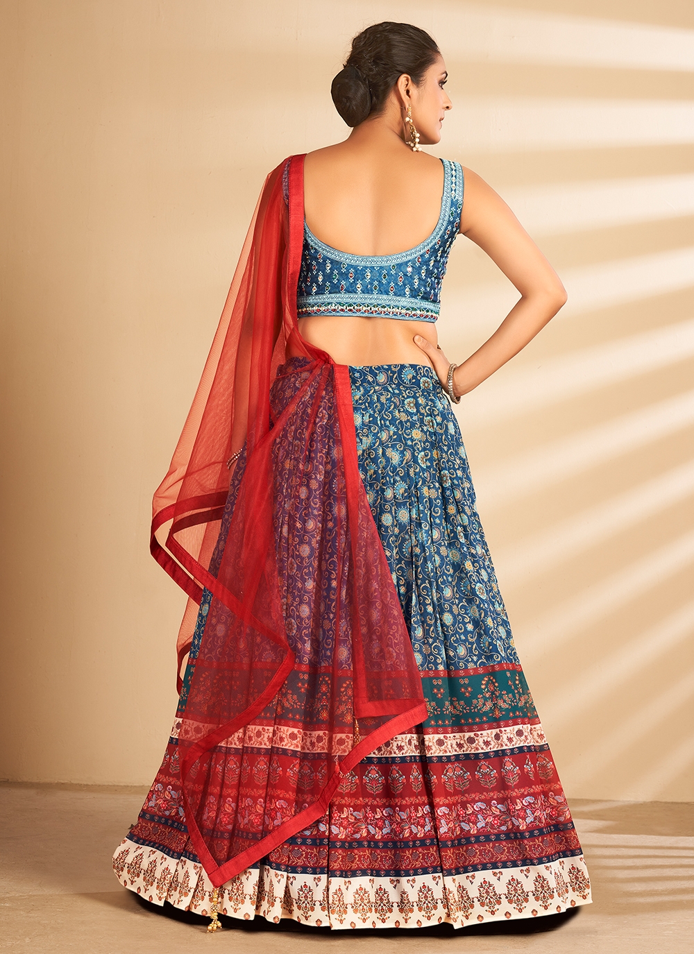 Buy Designer BridalLehenga Choli With Dupatta Online USA UK UAE – Sunasa