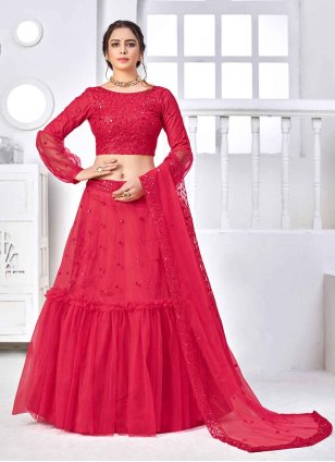 Full Sleeve Embroidered Velvet Bridal Lehenga Choli in Red | Bridal lehenga  choli, Bridal lehenga, Indian lehenga choli