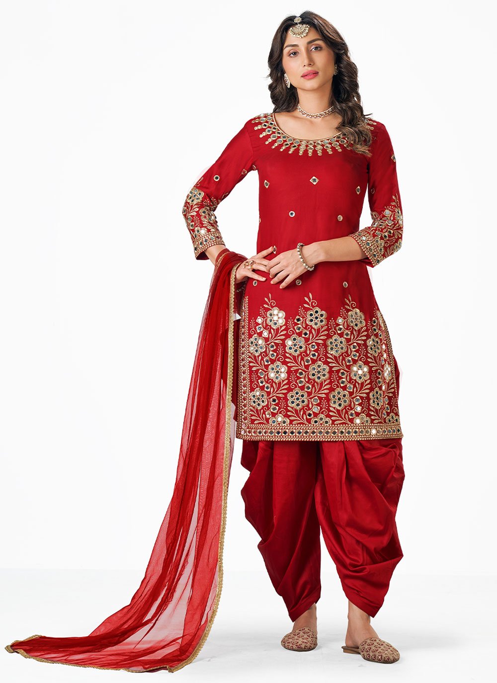 Buy Red Silk Embroidered Punjabi Salwar Suit Online : UAE -