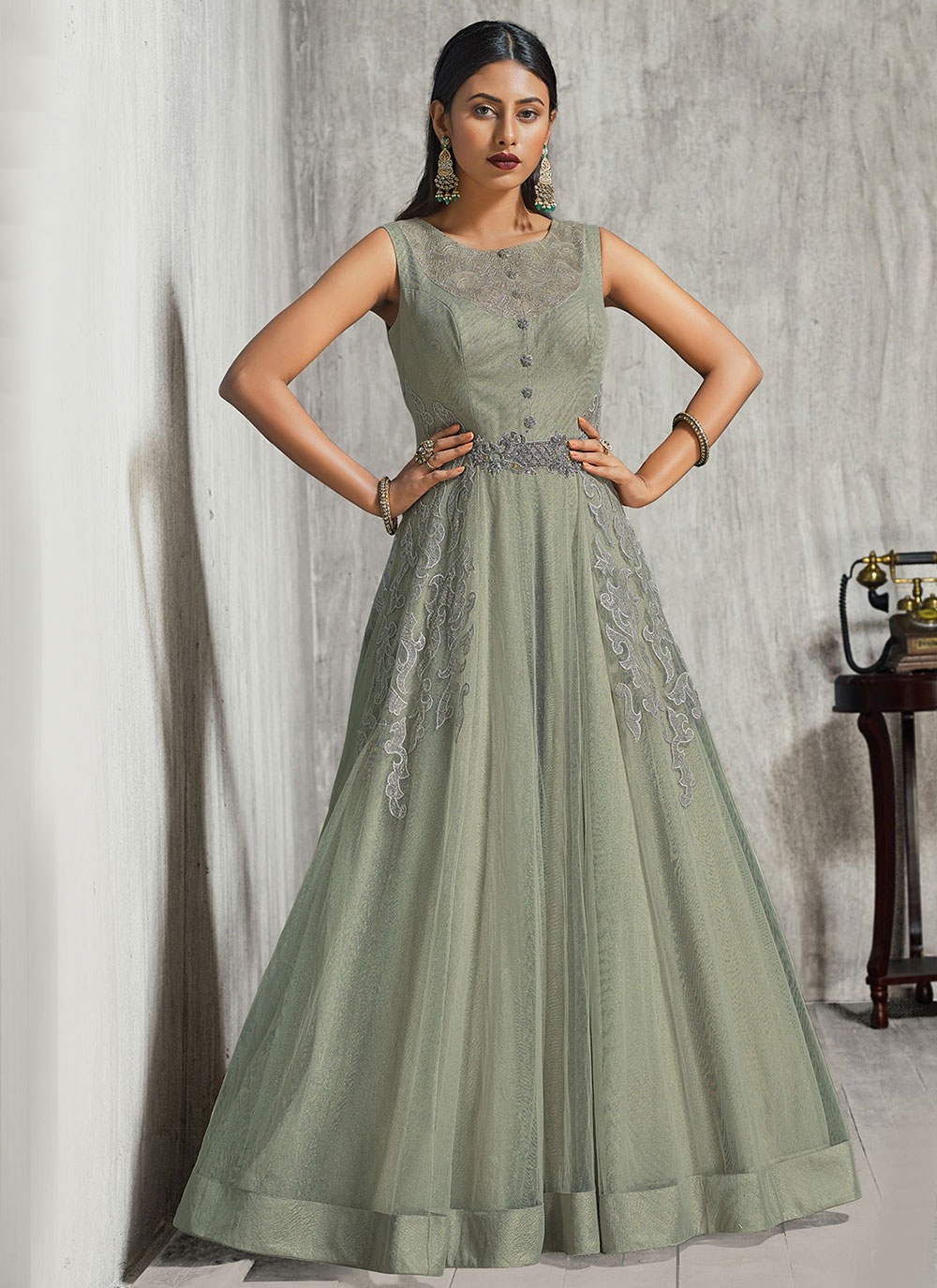 trendy gowns online