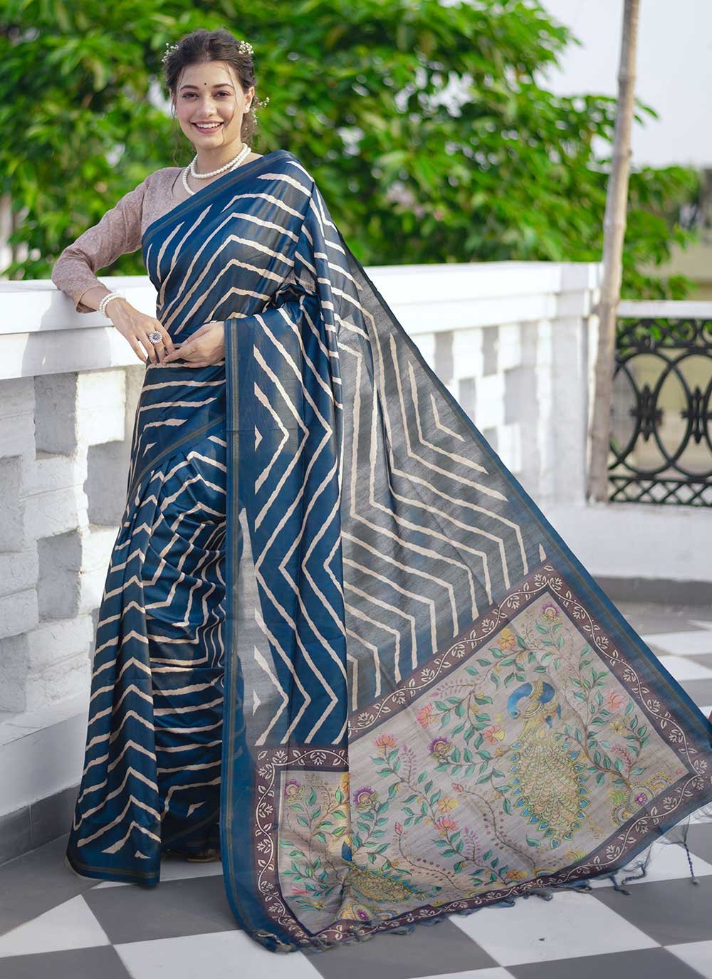 Shop Women's Grey Latest Tussar Silk Saree Online