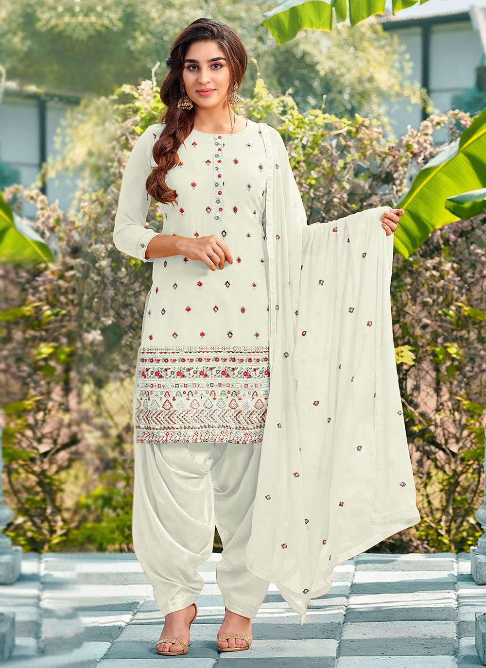 Shop the Latest Trends in Designer Salwar Kameez: Find Your Perfect Outfit  | Ethnic Plus