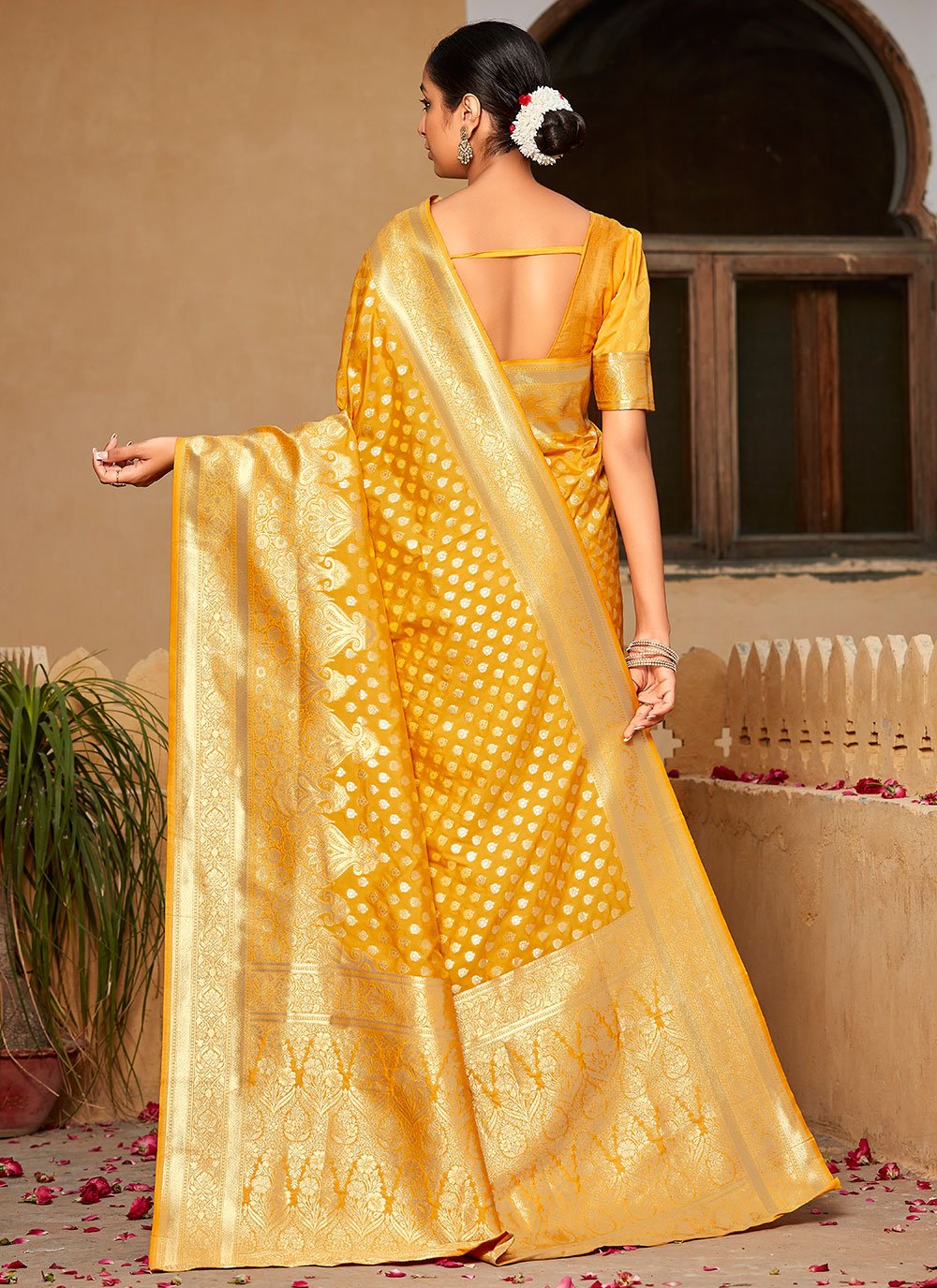 Portrait Beautiful Bengali Bride Yellow Saree Gold Jewelry Stock Photo by  ©aarnabdas01@gmail.com 563714466