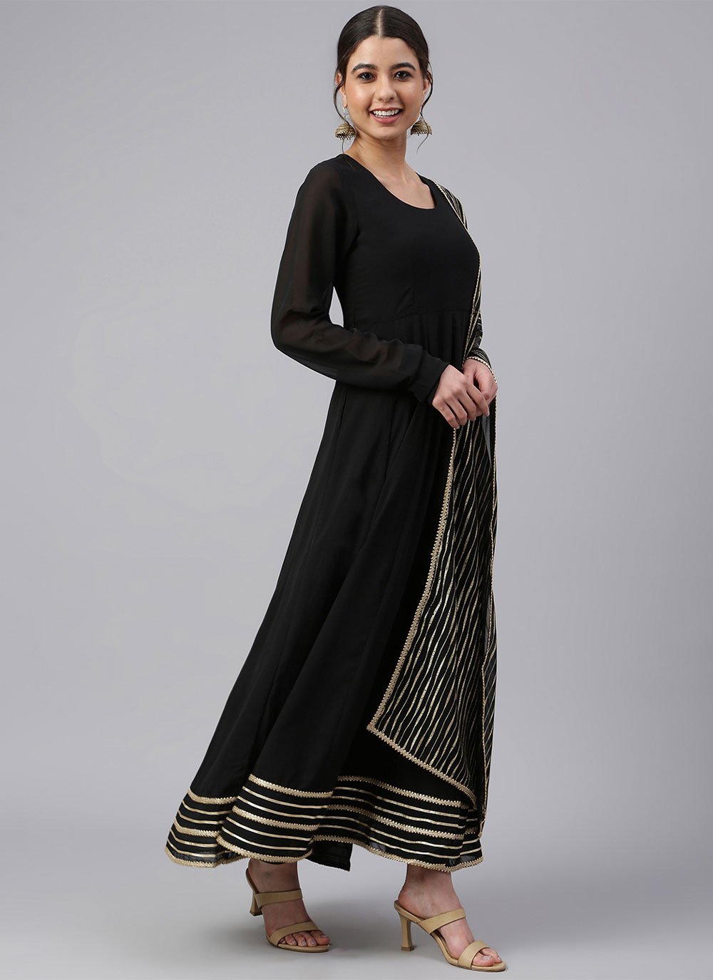 Shop Black Floorlength Embroidered Muslin Anarkali Suit Online in USA –  Pure Elegance
