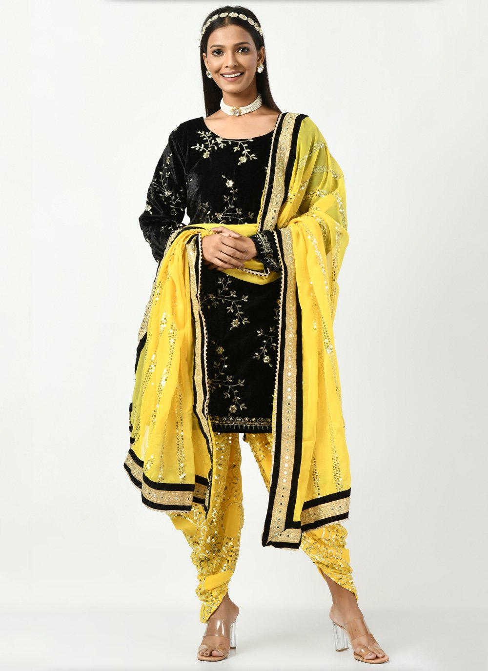 pintrest@Dixna deol | Indian designer outfits, Punjabi outfits, Punjabi  fashion