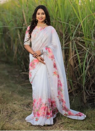 Blush Pink Silk Organza Hand Painted Saree Set Design by Kyra By Nina &  Deepika at Pernia's Pop Up Shop 2024