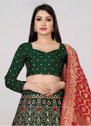 
                            Green Banarasi Silk Jacquard Trendy Lehenga Choli