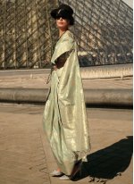 Green Handloom Silk Weaving Classic Saree