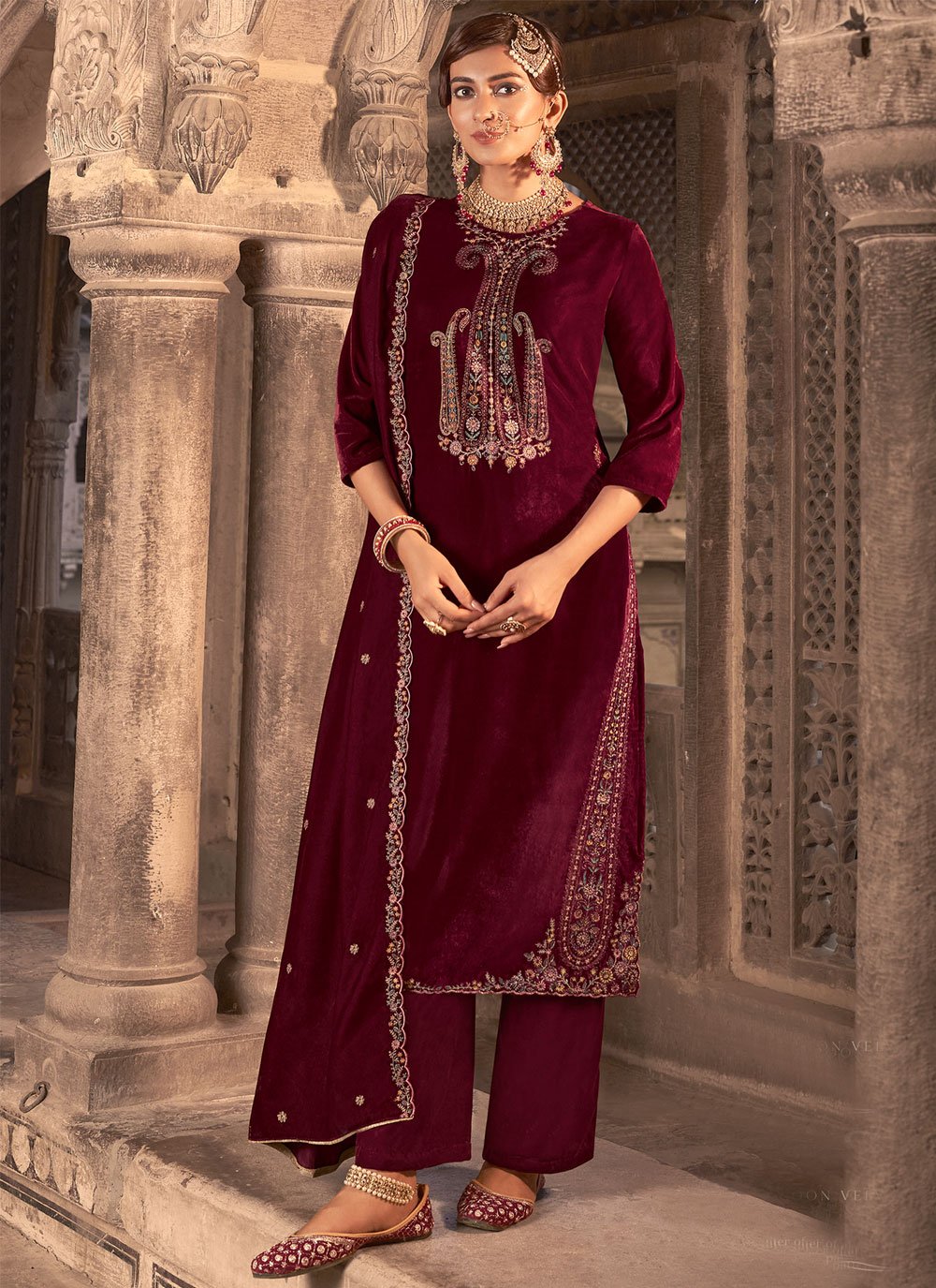 Maroon Banarasi Jacquard Pant Kameez | Salwar kameez, Silk bottoms, Maroon  color