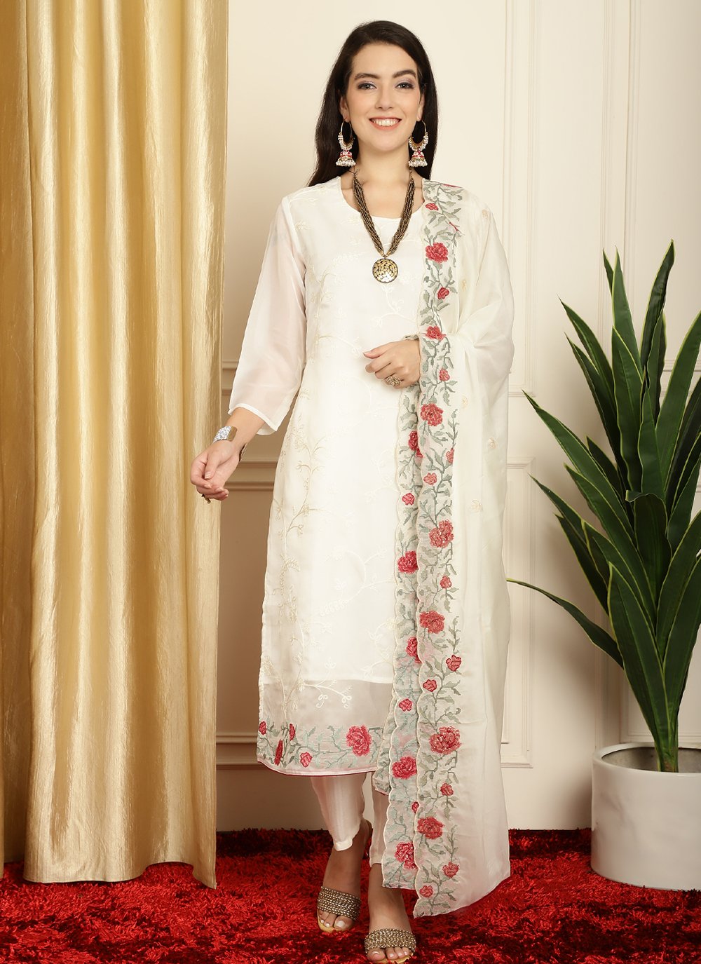Pakistani Embroidered Organza Suit, Semi Stitched at Rs 1199 in Surat
