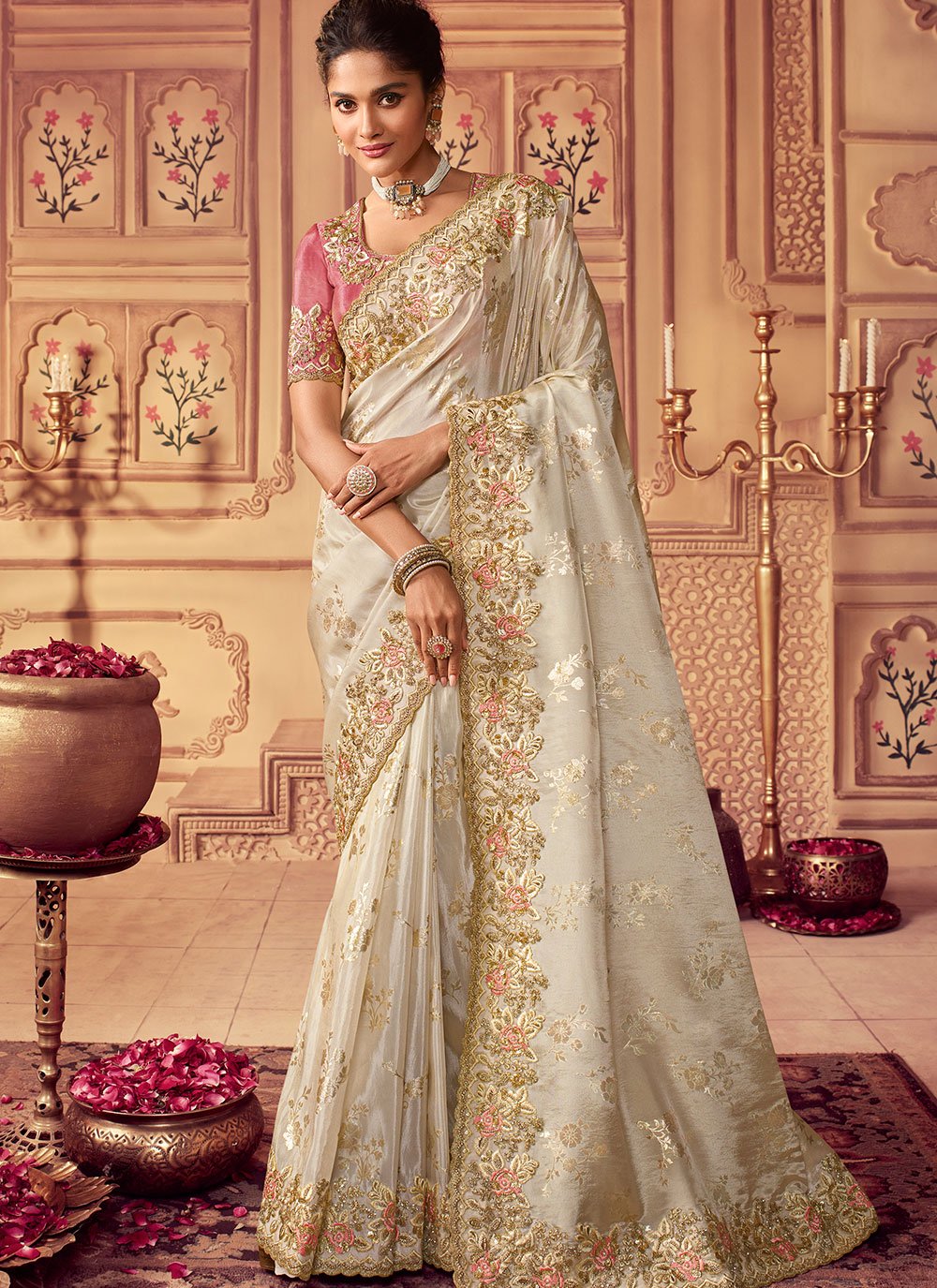 Buy Siril Women Poly Silk Off White Woven Checks With Golden Border &  Tassel Saree | sarees for Women| saree | sarees Online at Best Prices in  India - JioMart.