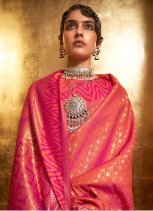 
                            Pink Handloom Silk Weaving Contemporary Sari