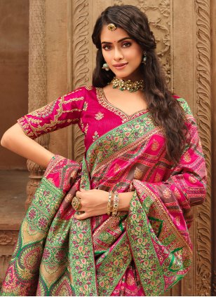 
                            Pink Silk Weaving Trendy Saree