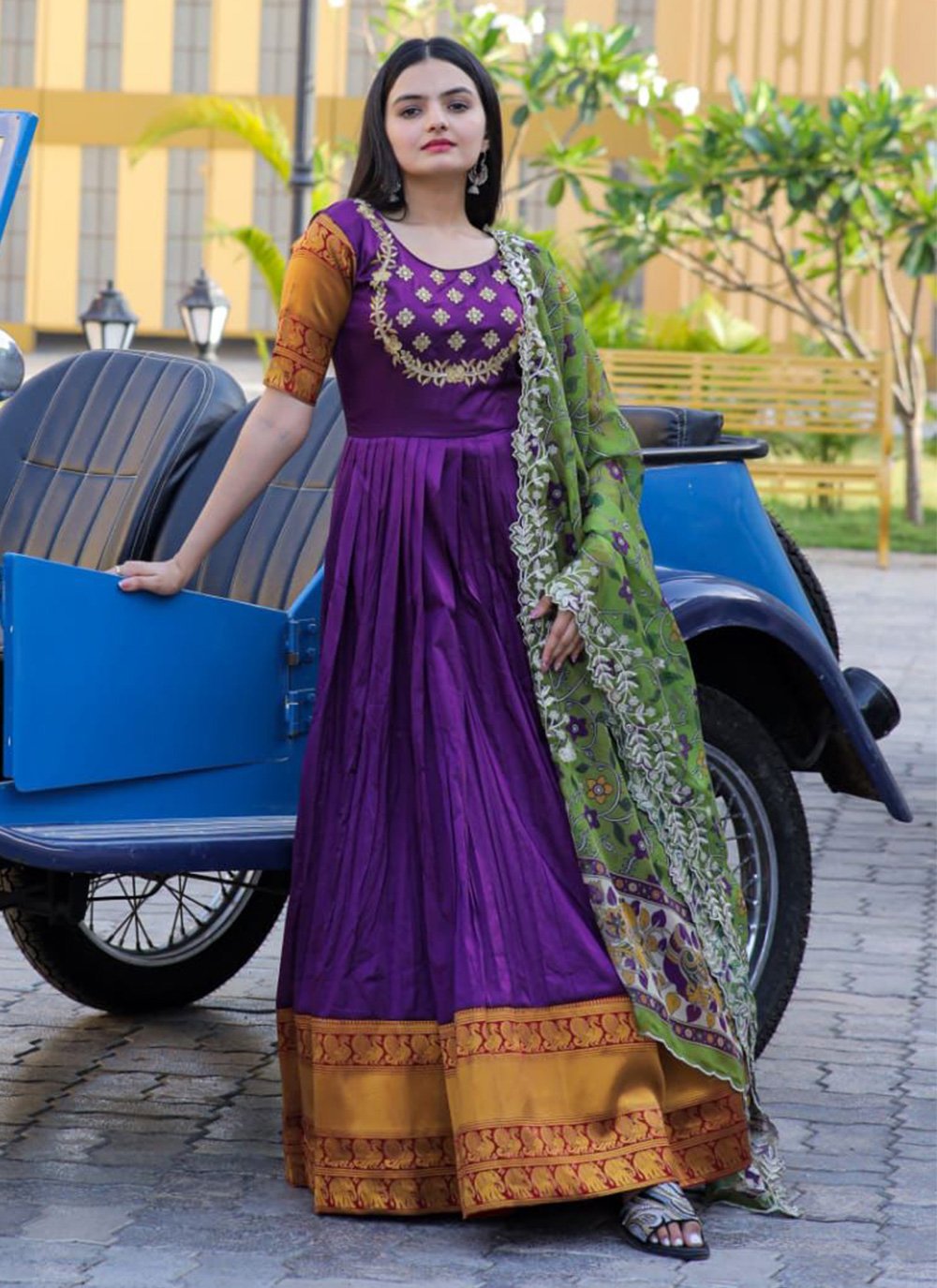 Long Dresses made out of old and Damaged Sarees #LongDresses | Indian gowns  dresses, Indian gowns, Lehenga saree design