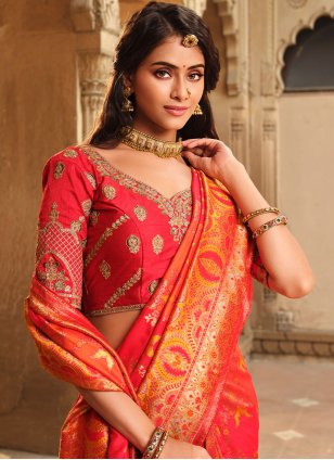 
                            Red Silk Weaving Trendy Sari