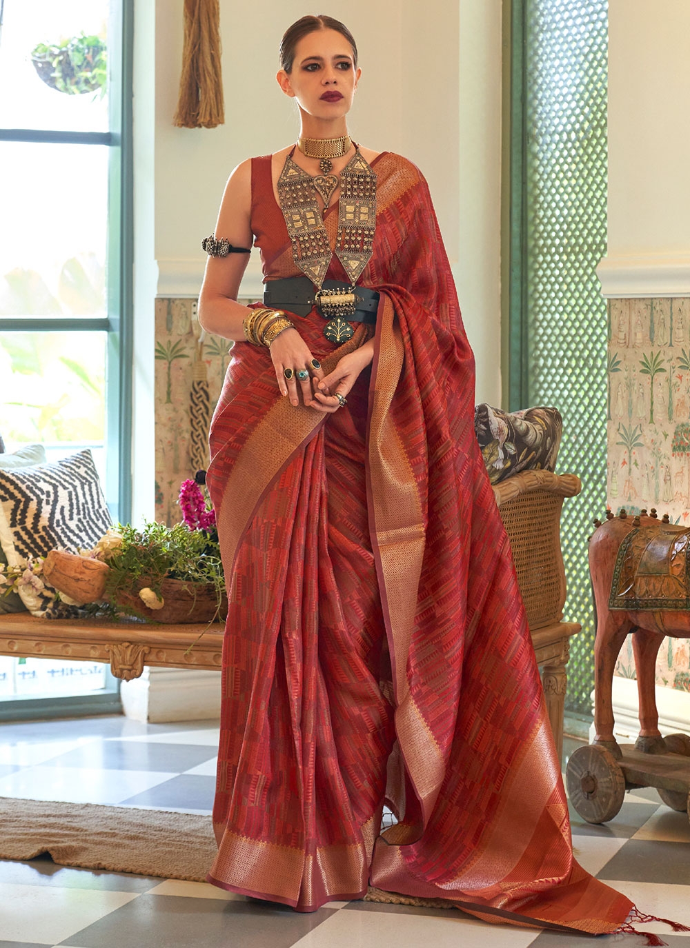 Wedding Wear Trendy Kanchipuram Silk Saree, With blouse piece, 6.3 Meter at  Rs 8900 in Salem