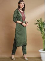 Silk Blend Embroidered Green Salwar Kameez