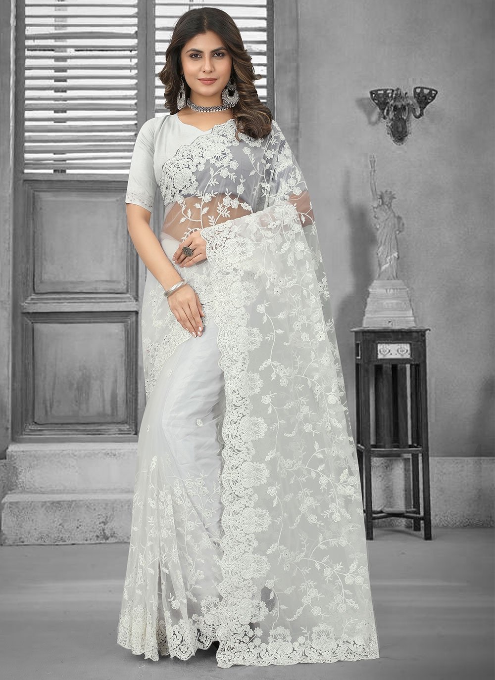 White lace saree outlet blouse