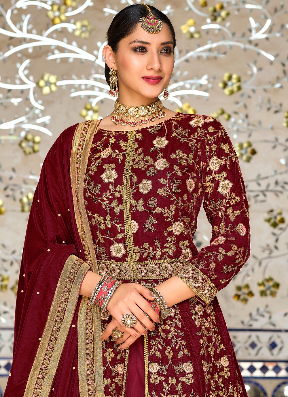 Buy Online Red Embroidered Velvet Designer Lehenga Choli : 123137 -