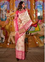 Cream Handloom Silk Weaving Classic Sari