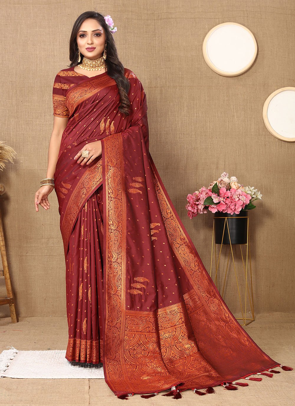 Buy qqwiz Floral Print Banarasi Silk Blend Maroon Sarees Online @ Best  Price In India | Flipkart.com