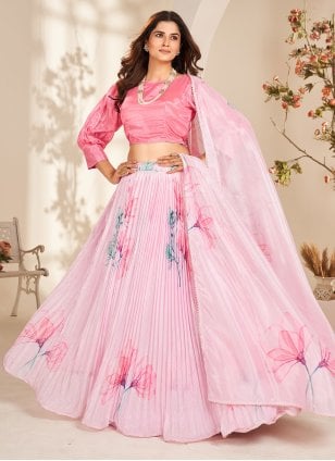 Pin by _🌸🍁 on INDIAN FASHION | Designer lehenga choli, Organza lehenga,  Lehenga choli