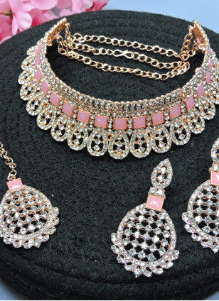 Staggering Pink Bridal Jewellery Set